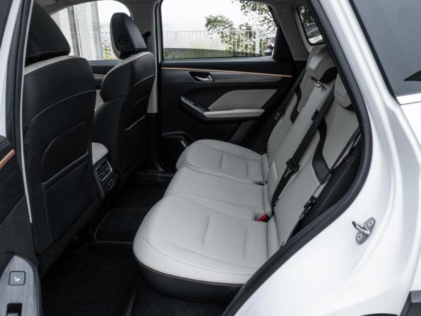 Haval Jolion I Рестайлинг с пробегом 2024 года, цена 2 048 000 рублей, 42466 км, внедорожник, Автокод Объявления