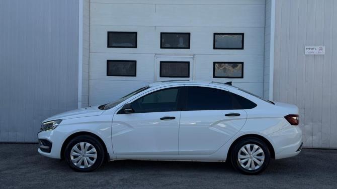 Lada (ВАЗ) Vesta I Рестайлинг (NG) с пробегом 2023 года, цена 1 275 300 рублей, 41594 км, седан, Автокод Объявления