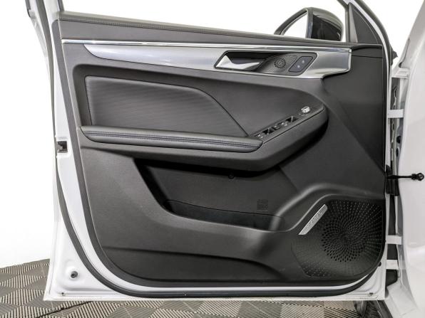 Haval Jolion I Рестайлинг с пробегом 2024 года, цена 1 590 000 рублей, 30420 км, внедорожник, Автокод Объявления