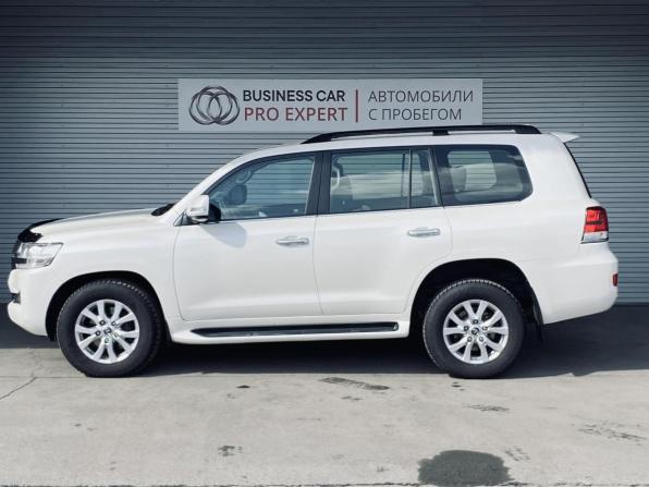 Toyota Land Cruiser 200 Series Рестайлинг 2 с пробегом 2020 года, цена 7 450 000 рублей, 153717 км, внедорожник, Автокод Объявления