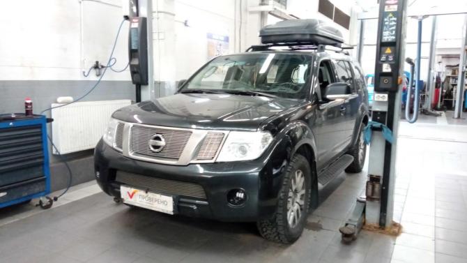 Nissan Pathfinder III Рестайлинг с пробегом 2010 года, цена 1 420 000 рублей, 196027 км, внедорожник, Автокод Объявления