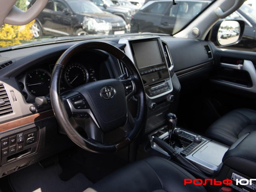 Toyota Land Cruiser 200 Series Рестайлинг 2 Москва  - изображение 12