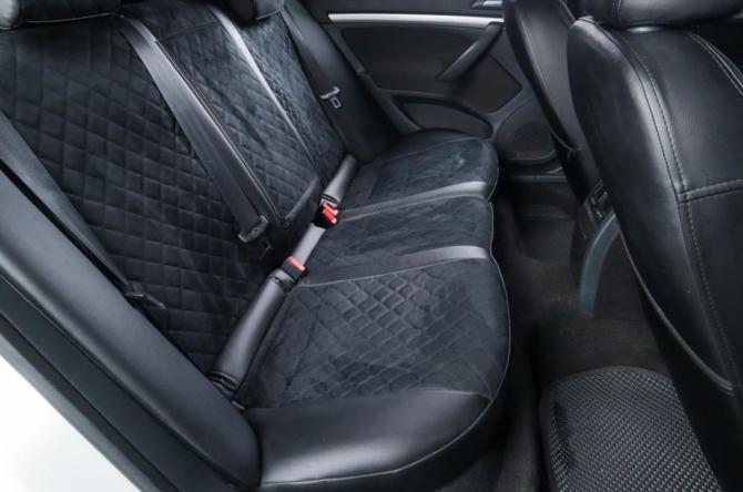 Skoda Octavia II (A5) Рестайлинг с пробегом 2013 года, цена 989 000 рублей, 224388 км, лифтбек, Автокод Объявления