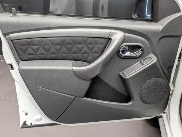 Renault Duster I Рестайлинг с пробегом 2018 года, цена 1 375 000 рублей, 148811 км, внедорожник, Автокод Объявления