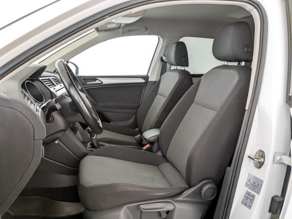 Volkswagen Tiguan II Рестайлинг с пробегом 2021 года, цена 3 110 000 рублей, 55235 км, внедорожник, Автокод Объявления