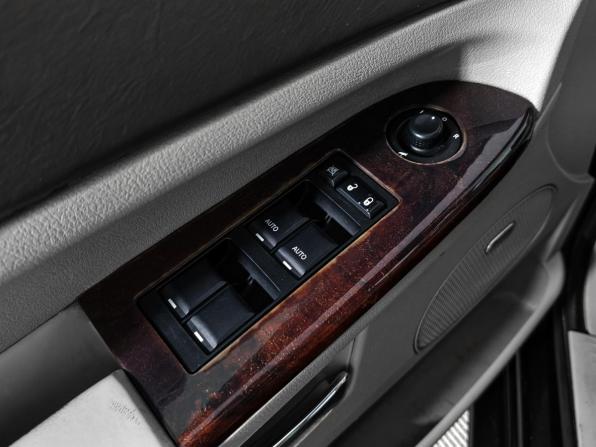 Jeep Grand Cherokee III (WK) с пробегом 2008 года, цена 930 000 рублей, 304730 км, внедорожник, Автокод Объявления