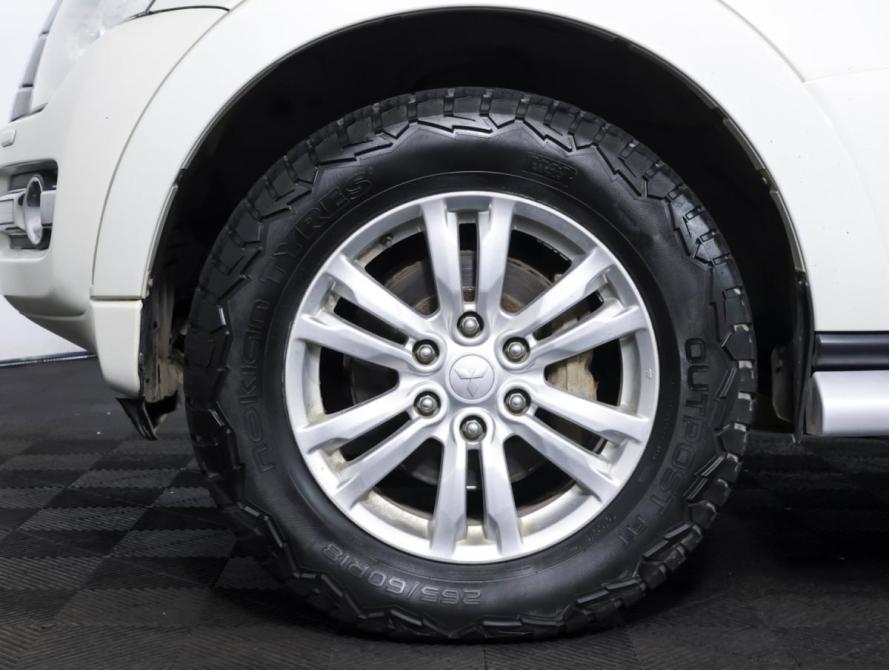 Mitsubishi Pajero IV Рестайлинг 2 Москва  - изображение 20