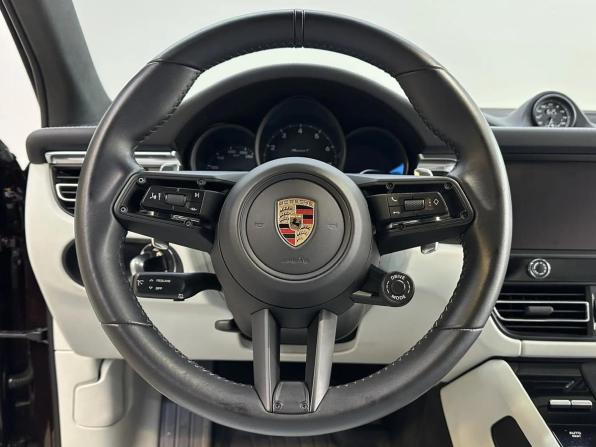 Porsche Macan I Рестайлинг 2 с пробегом 2024 года, цена 10 990 000 рублей, 11192 км, внедорожник, Автокод Объявления