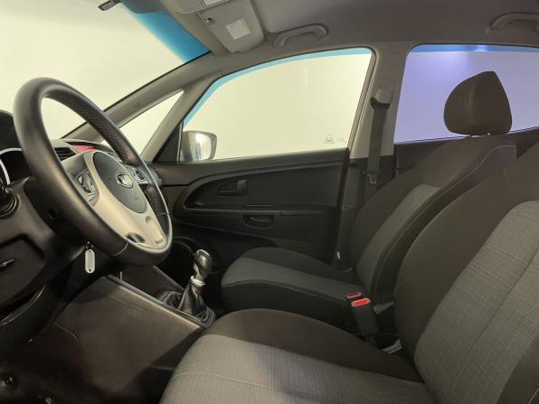 Kia Venga I с пробегом 2013 года, цена 719 900 рублей, 180579 км, компактвэн, Автокод Объявления