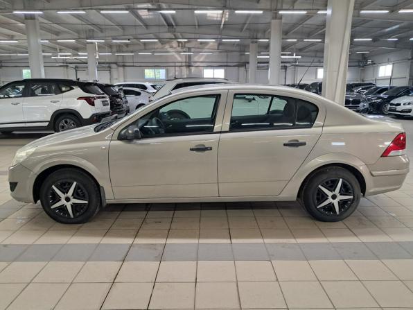 Opel Astra H Рестайлинг с пробегом 2008 года, цена 440 000 рублей, 101282 км, седан, Автокод Объявления