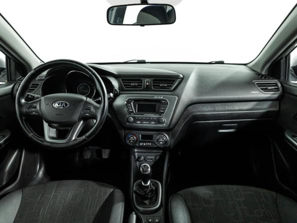 Kia Rio III Рестайлинг с пробегом 2015 года, цена 999 777 рублей, 121000 км, седан, Автокод Объявления