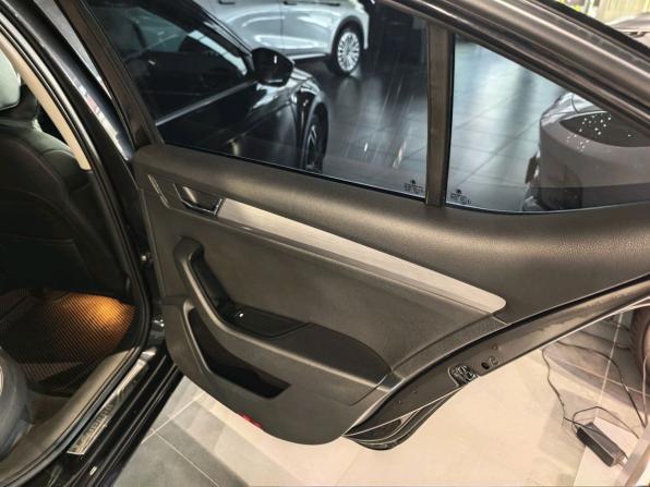 Skoda Superb III с пробегом 2015 года, цена 1 313 000 рублей, 347090 км, лифтбек, Автокод Объявления
