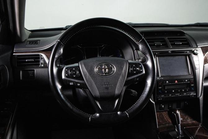 Toyota Camry VII (XV50) Рестайлинг с пробегом 2015 года, цена 1 959 000 рублей, 240289 км, седан, Автокод Объявления