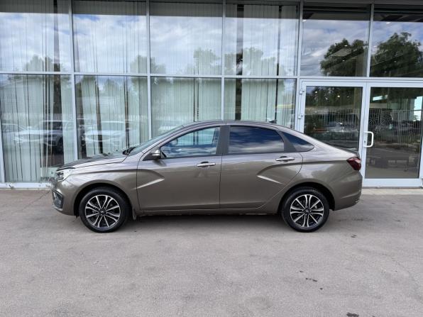 Lada (ВАЗ) Vesta I Рестайлинг (NG) с пробегом 2024 года, цена 1 360 000 рублей, 21111 км, седан, Автокод Объявления