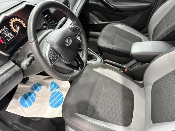 Lada (ВАЗ) Vesta I Рестайлинг (NG) с пробегом 2024 года, цена 1 349 000 рублей, 30147 км, седан, Автокод Объявления