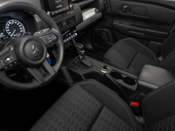 Mitsubishi L200 VI с пробегом 2025 года, цена 4 850 000 рублей, 42 км, пикап, Автокод Объявления