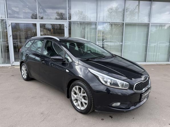 Kia Ceed II с пробегом 2014 года, цена 1 250 000 рублей, 120300 км, универсал, Автокод Объявления