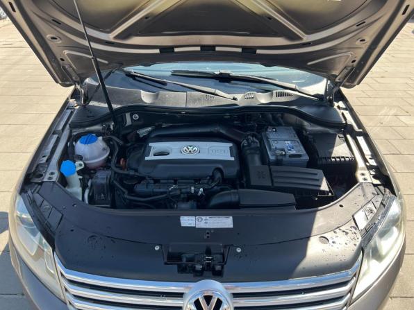 Volkswagen Passat B7 с пробегом 2011 года, цена 990 000 рублей, 222126 км, седан, Автокод Объявления