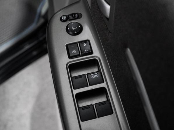 Honda Stepwgn V с пробегом 2015 года, цена 1 689 500 рублей, 165220 км, минивэн, Автокод Объявления