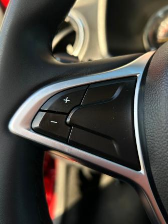Renault Sandero II Рестайлинг с пробегом 2019 года, цена 1 280 000 рублей, 71222 км, хэтчбек, Автокод Объявления