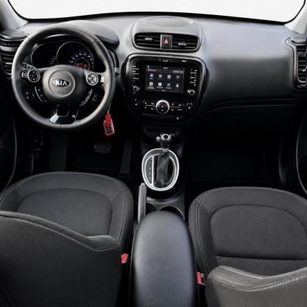 Kia Soul II Рестайлинг с пробегом 2018 года, цена 1 355 000 рублей, 155314 км, хэтчбек, Автокод Объявления
