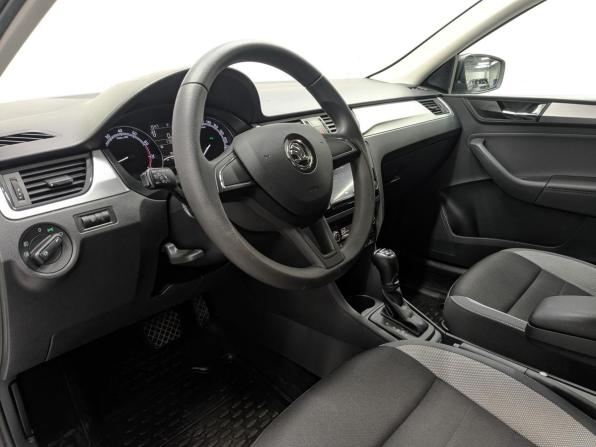Skoda Rapid I Рестайлинг с пробегом 2019 года, цена 1 420 000 рублей, 90607 км, лифтбек, Автокод Объявления