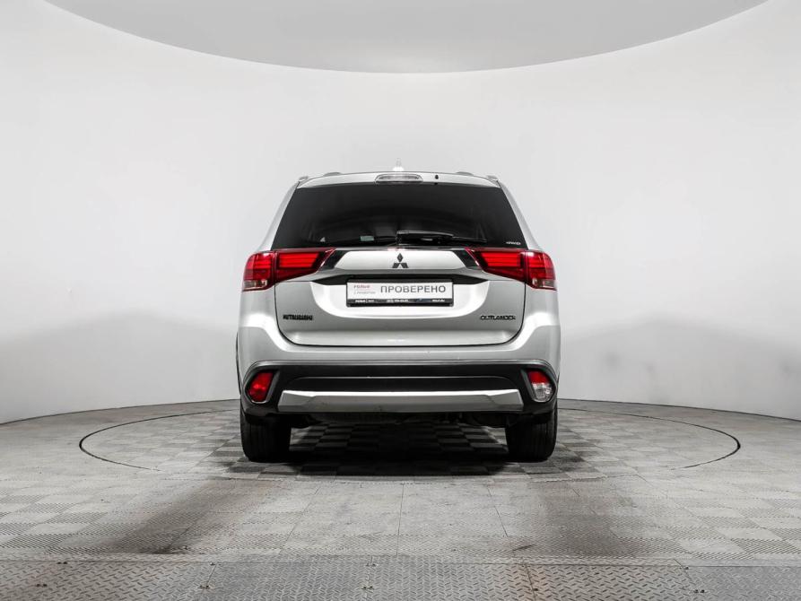 Mitsubishi Outlander III Рестайлинг 2 Санкт-Петербург  - изображение 6