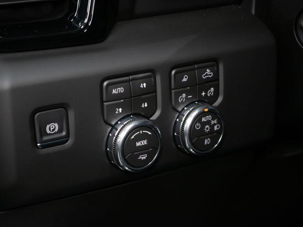 GMC Sierra IV Рестайлинг с пробегом 2026 года, цена 10 799 000 рублей, 48 км, offers.body_type.unknown, Автокод Объявления