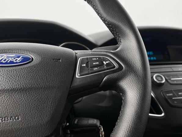 Ford Focus III с пробегом 2015 года, цена 985 000 рублей, 109050 км, хэтчбек, Автокод Объявления