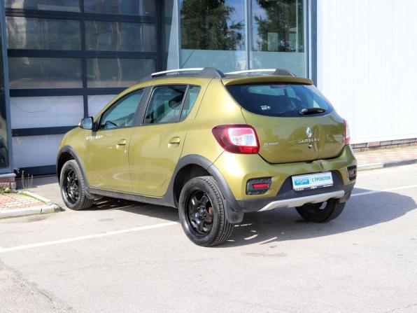 Renault Sandero II с пробегом 2016 года, цена 837 000 рублей, 123000 км, хэтчбек, Автокод Объявления