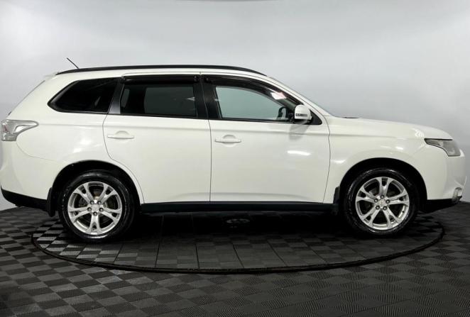 Mitsubishi Outlander III с пробегом 2012 года, цена 975 000 рублей, 253003 км, внедорожник, Автокод Объявления