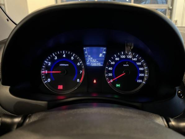 Hyundai Solaris I с пробегом 2011 года, цена 579 000 рублей, 158698 км, седан, Автокод Объявления