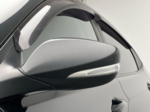 Hyundai Solaris I Рестайлинг с пробегом 2016 года, цена 1 009 000 рублей, 139527 км, седан, Автокод Объявления