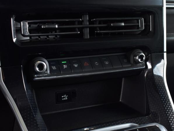 Haval M6 II с пробегом 2024 года, цена 1 849 999 рублей, 40636 км, внедорожник, Автокод Объявления