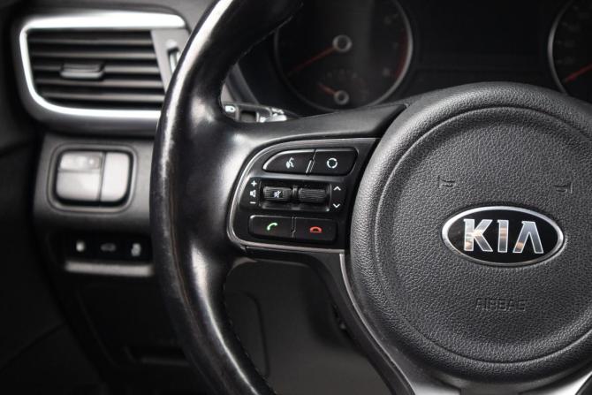 Kia Optima IV с пробегом 2018 года, цена 1 999 000 рублей, 204000 км, седан, Автокод Объявления