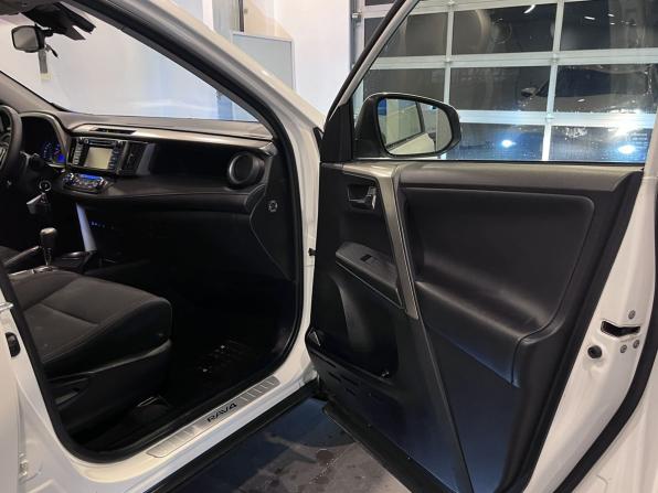 Toyota RAV4 IV (XA40) с пробегом 2013 года, цена 1 604 800 рублей, 260593 км, внедорожник, Автокод Объявления