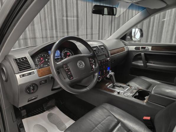Volkswagen Touareg I Рестайлинг с пробегом 2008 года, цена 1 099 000 рублей, 239000 км, внедорожник, Автокод Объявления