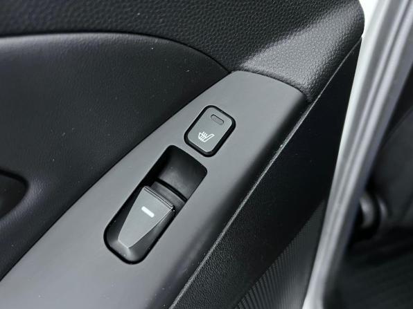 Hyundai ix35 I Рестайлинг с пробегом 2014 года, цена 1 161 000 рублей, 156235 км, внедорожник, Автокод Объявления
