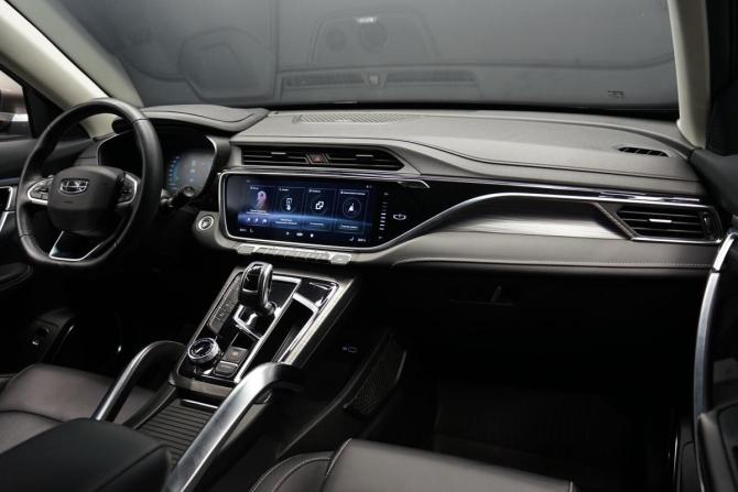 Geely Atlas Pro с пробегом 2023 года, цена 2 343 000 рублей, 64000 км, внедорожник, Автокод Объявления