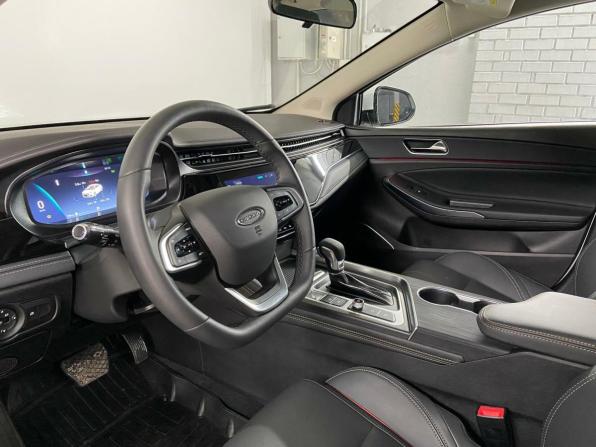Omoda S5 с пробегом 2023 года, цена 1 900 000 рублей, 1467 км, седан, Автокод Объявления