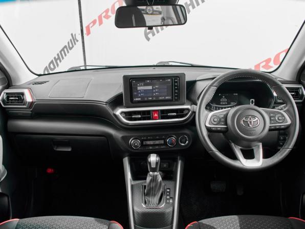 Toyota Raize I с пробегом 2020 года, цена 2 100 000 рублей, 34163 км, внедорожник, Автокод Объявления