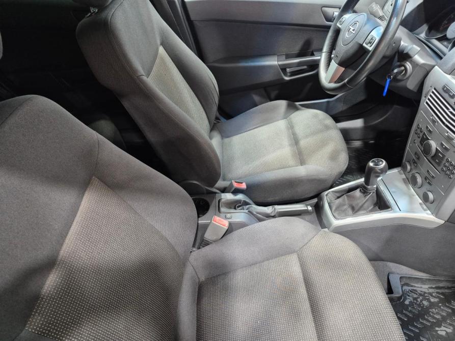 Opel Astra H Рестайлинг Воронеж  - изображение 17
