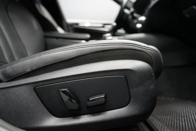 BMW 5 серии VII (G30/G31/G38) с пробегом 2017 года, цена 3 380 000 рублей, 155000 км, седан, Автокод Объявления