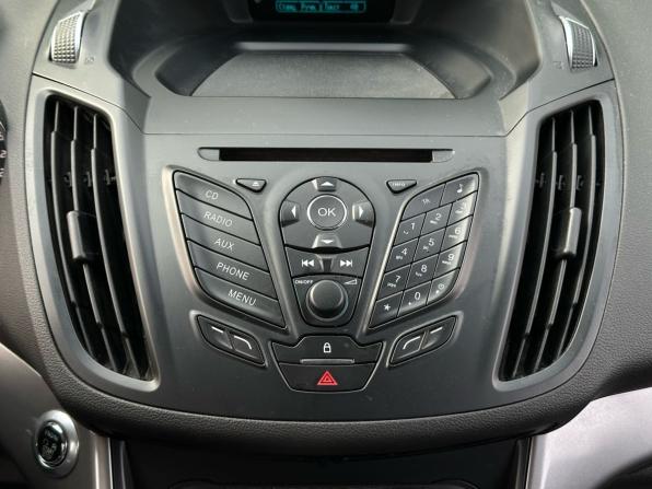 Ford Kuga II с пробегом 2015 года, цена 1 059 000 рублей, 242154 км, внедорожник, Автокод Объявления