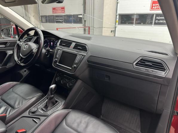 Volkswagen Tiguan II с пробегом 2017 года, цена 2 253 000 рублей, 196666 км, внедорожник, Автокод Объявления