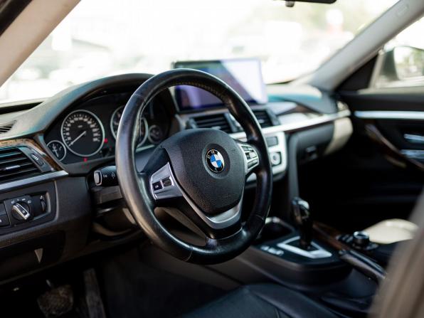 BMW 3 серии VI (F3x) с пробегом 2014 года, цена 1 499 000 рублей, 243060 км, лифтбек, Автокод Объявления