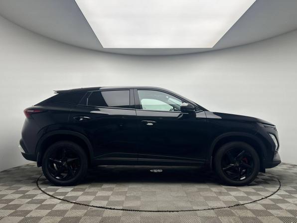 Omoda C5 I с пробегом 2023 года, цена 1 935 000 рублей, 33005 км, внедорожник, Автокод Объявления