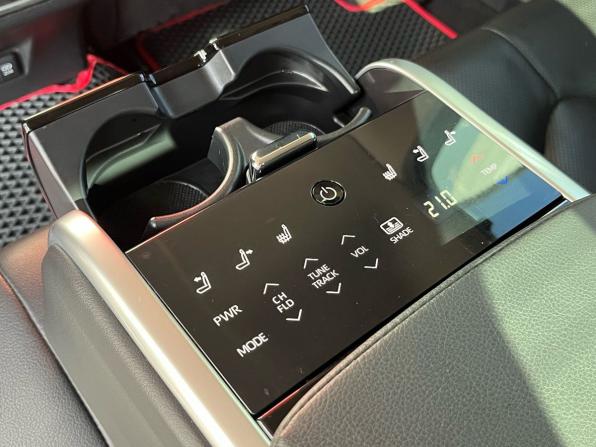 Toyota Camry VIII (XV70) с пробегом 2019 года, цена 3 170 000 рублей, 133345 км, седан, Автокод Объявления