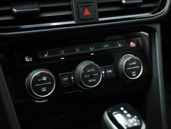 Volkswagen Taos I с пробегом 2021 года, цена 2 759 000 рублей, 64282 км, внедорожник, Автокод Объявления