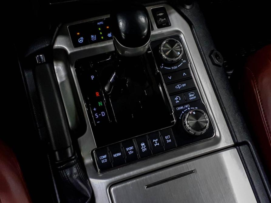 Toyota Land Cruiser 200 Series Рестайлинг 2 Москва  - изображение 19